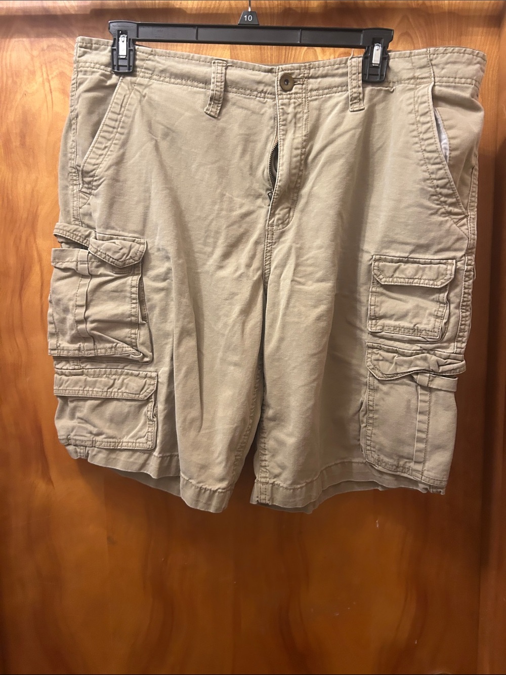 No Boundaries Men's Tan Cargo Shorts